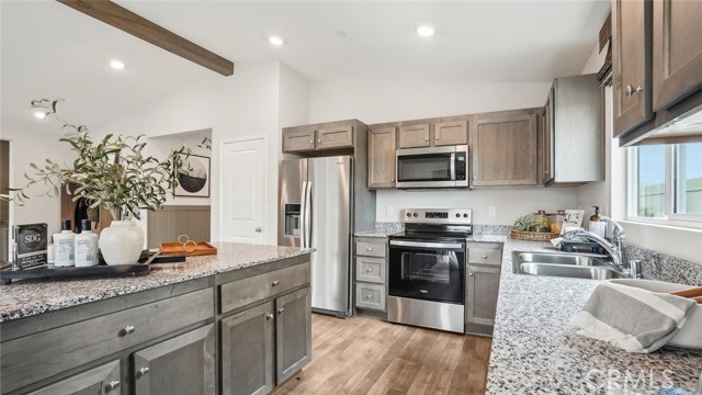 Detail Gallery Image 7 of 15 For 1763 Makenna St, San Jacinto,  CA 92582 - 4 Beds | 3 Baths