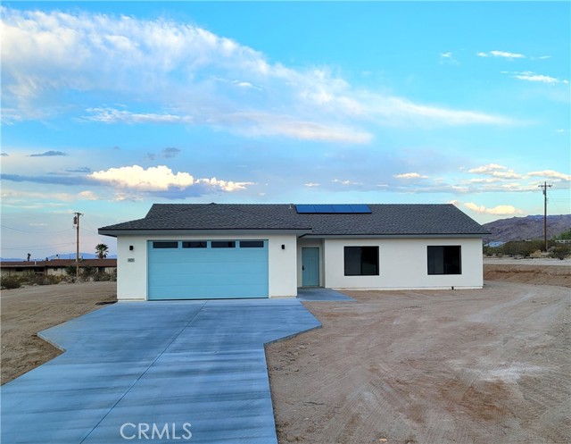 Detail Gallery Image 1 of 1 For 6829 Indian Cove Rd, Twentynine Palms,  CA 92277 - 4 Beds | 2 Baths