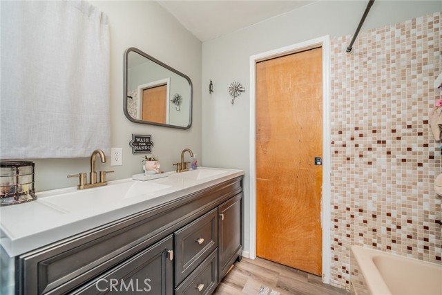 Detail Gallery Image 5 of 35 For 52647 Pine Cove, Idyllwild,  CA 92549 - 2 Beds | 1 Baths