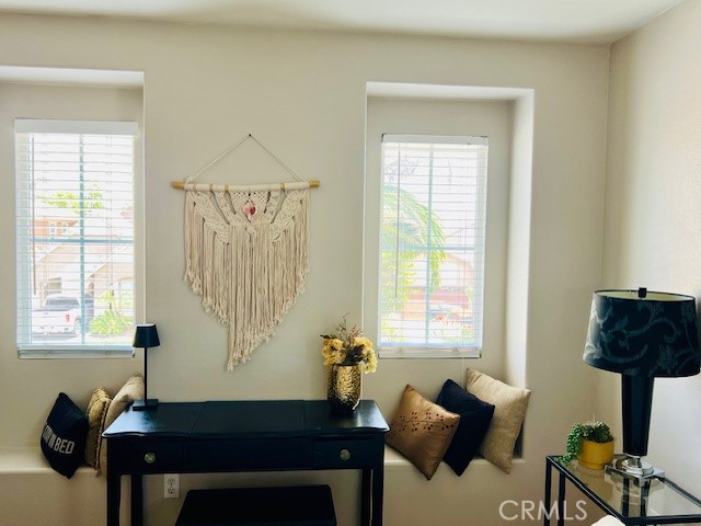 https://media.crmls.org/medias/0a92deb6-769f-4a18-97a7-189811c1eba3.jpg?preset=X-Large