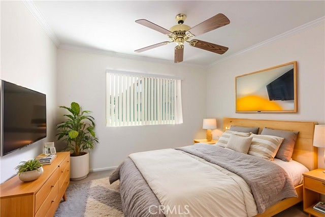 958 Palo Verde Avenue, Long Beach CA: https://media.crmls.org/medias/0a9306f3-8d80-44db-b3fa-74aacdad83cb.jpg