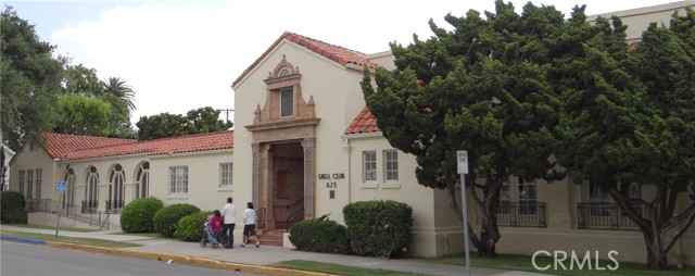 1003 W Myrtle Street, Santa Ana CA: https://media.crmls.org/medias/0a930965-e9bb-41a3-a12b-8009a1735c97.jpg