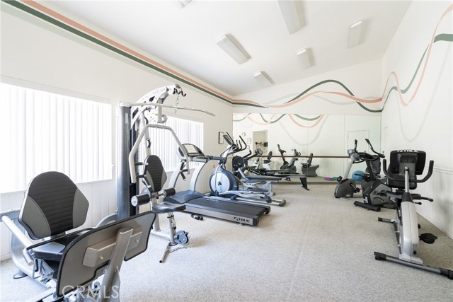 Detail Gallery Image 27 of 32 For 10055 Melinda Way #4,  Northridge,  CA 91325 - 3 Beds | 2/1 Baths