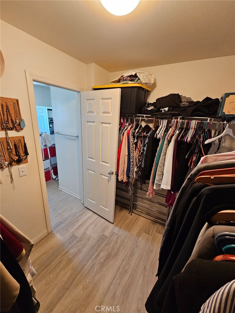 https://media.crmls.org/medias/0a937fe8-d00b-4196-a1a3-8cc495833680.jpg?preset=X-Large
