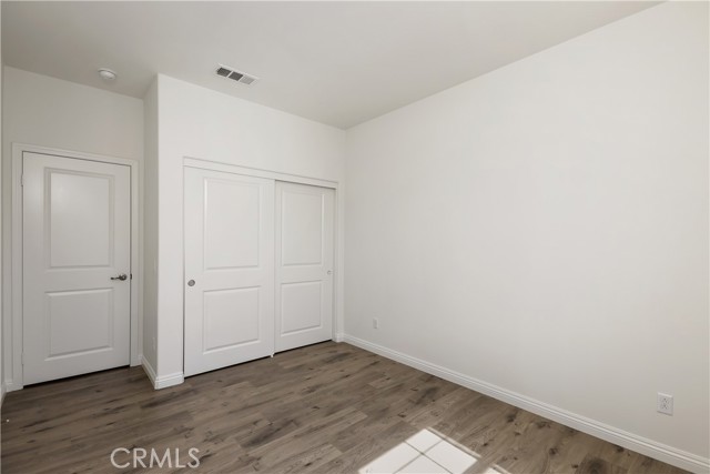 309 W Via Rua Flores, Ontario CA: https://media.crmls.org/medias/0a93bbd6-9667-4ac2-9784-e72fbcfc7fb6.jpg