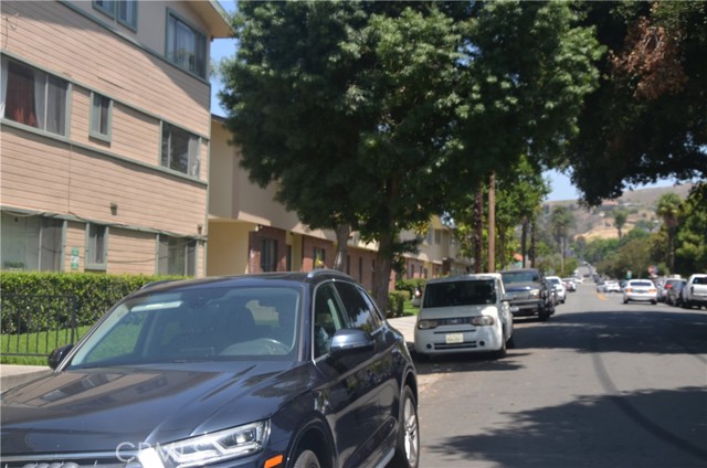 6333 Milton Avenue, Whittier CA: https://media.crmls.org/medias/0a93e1ab-e2b6-4fa5-8b05-6fcbe5fa3214.jpg