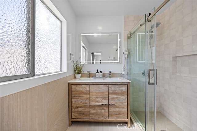 Detail Gallery Image 21 of 35 For 27535 Pacific Coast, Malibu,  CA 90265 - 4 Beds | 4 Baths