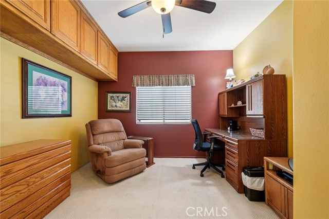 6586 Manzanita Court, Chino CA: https://media.crmls.org/medias/0a94e450-5bbf-4a9e-9378-5a415bc6e325.jpg
