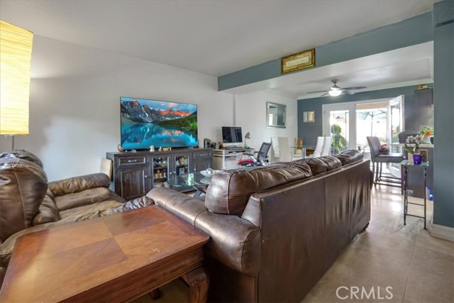 Detail Gallery Image 5 of 18 For 17274 Nisson Rd a,  Tustin,  CA 92780 - 3 Beds | 2 Baths