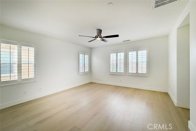 19916 Esmeralda Court, Yorba Linda CA: https://media.crmls.org/medias/0a9554b7-a17e-402e-b2ed-4387fbe0c296.jpg