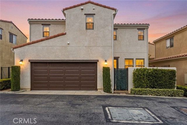 Front Image Thumbnail for CRSR26072563