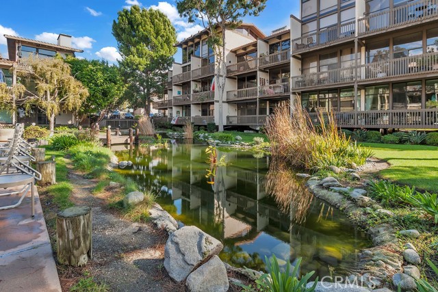 Detail Gallery Image 38 of 40 For 6314 Marina Pacifica, Long Beach,  CA 90803 - 2 Beds | 2 Baths