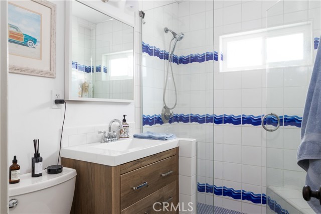 Full bathroom