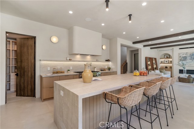4320 Teesdale Avenue, Studio City CA: https://media.crmls.org/medias/0a981a72-efdd-4eda-9aed-1eda37e2f244.jpg