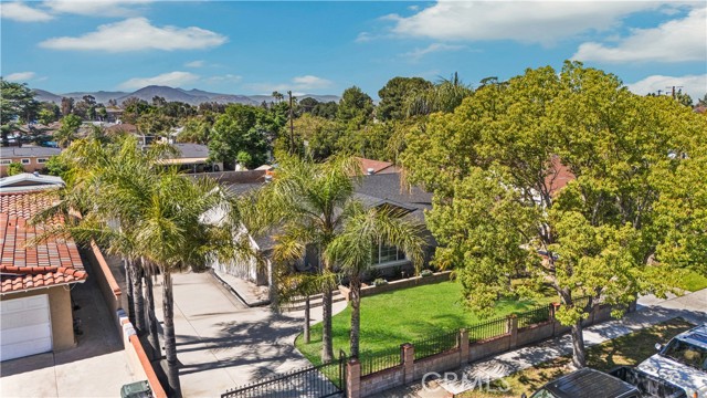 17373 Reed Street, Fontana CA: https://media.crmls.org/medias/0a99cabb-d645-4fe9-9661-ead1f0a53165.jpg