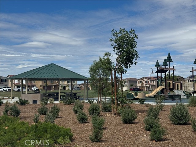 30763 Operetta Street, Winchester CA: https://media.crmls.org/medias/0a9a1d29-958a-43d3-8dfd-9b5465720b6d.jpg