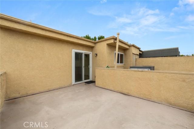 Detail Gallery Image 25 of 30 For 11831 Courtleigh Dr #203,  Los Angeles,  CA 90066 - 2 Beds | 2 Baths