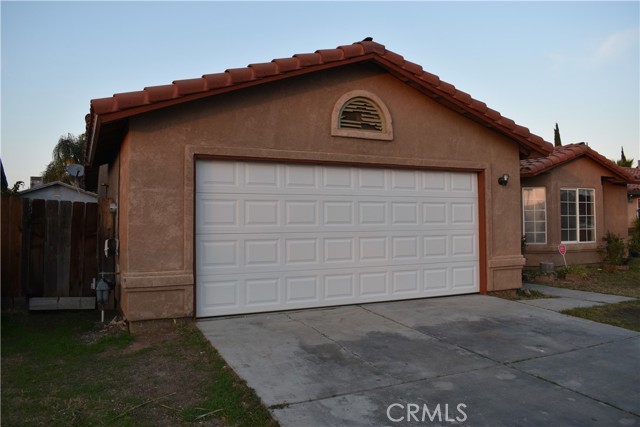 Detail Gallery Image 3 of 26 For 151 E San Pedro St, Merced,  CA 95341 - 3 Beds | 2 Baths