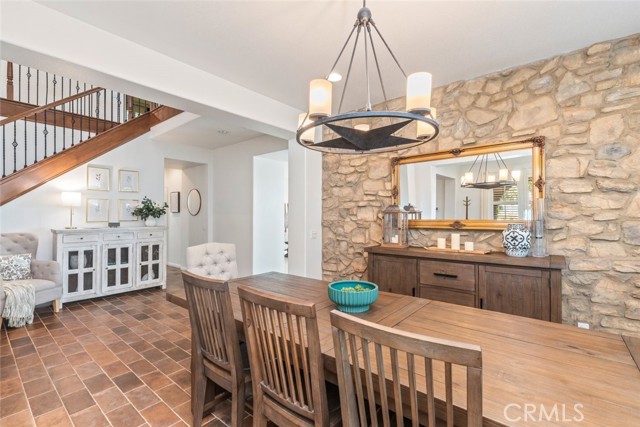 Detail Gallery Image 15 of 38 For 35346 Summerholly Ln, Murrieta,  CA 92563 - 4 Beds | 3/1 Baths