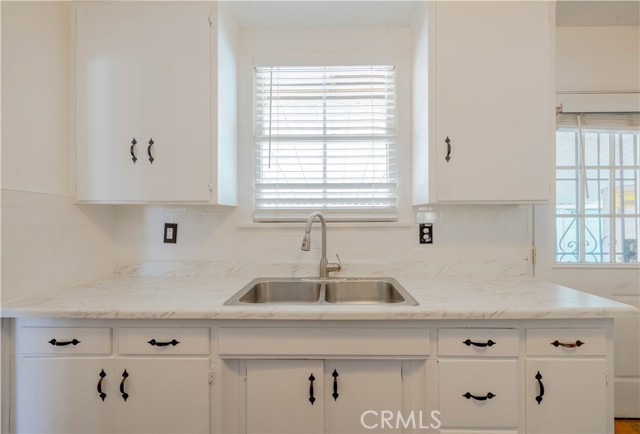 Detail Gallery Image 10 of 27 For 38725 Jacklin, Palmdale,  CA 93550 - 3 Beds | 2 Baths