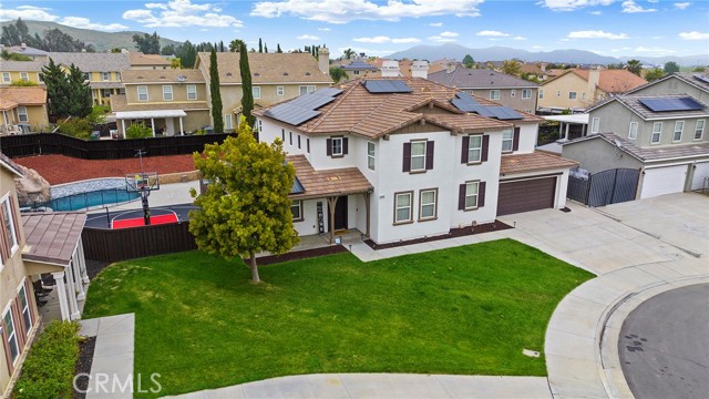 Detail Gallery Image 2 of 51 For 30138 Beeswing Cir, Menifee,  CA 92584 - 6 Beds | 4 Baths