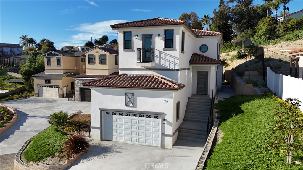 685 Castlehill Drive