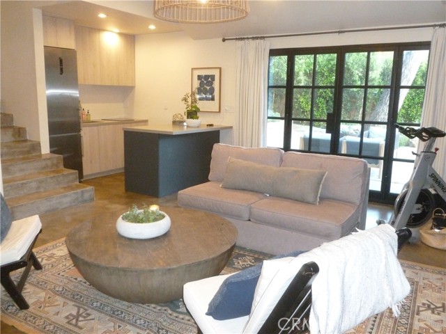 1094 Acanto Place photo 14