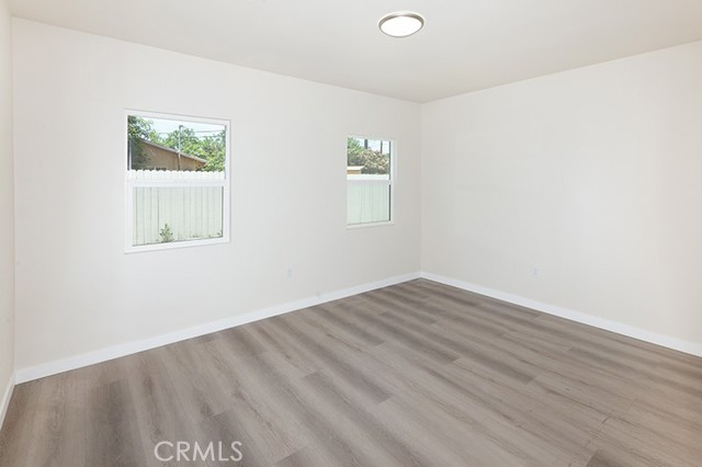 10709 Sherman Place, Sun Valley CA: https://media.crmls.org/medias/0a9e0d0b-65bd-4c47-aa7b-43da9caa09cb.jpg
