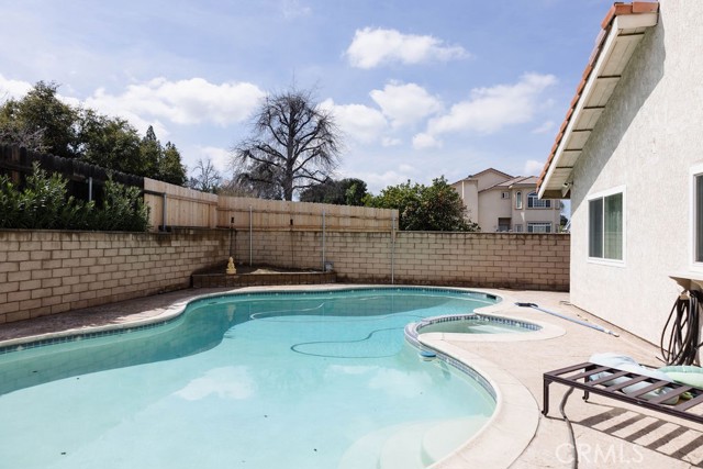 Detail Gallery Image 7 of 45 For 1427 Blossom Ave, Redlands,  CA 92373 - 5 Beds | 3 Baths