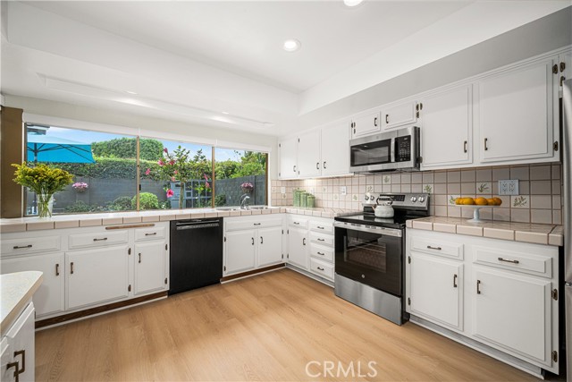 9327 Lexington Street, Cypress CA: https://media.crmls.org/medias/0aa02055-6a8b-4daa-89fd-c4efa895612c.jpg