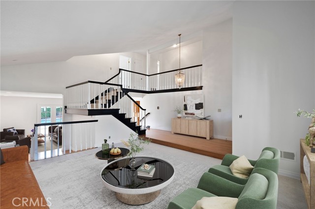 3832 Holden Circle, Los Alamitos CA: https://media.crmls.org/medias/0aa10393-7e09-48e3-a040-c6085ddd6959.jpg