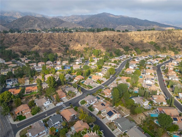 Detail Gallery Image 30 of 30 For 11746 Avenida Del Sol, Porter Ranch,  CA 91326 - 4 Beds | 2 Baths