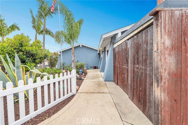 Detail Gallery Image 42 of 45 For 2423 Waxwing Ave, Ventura,  CA 93003 - 4 Beds | 2 Baths