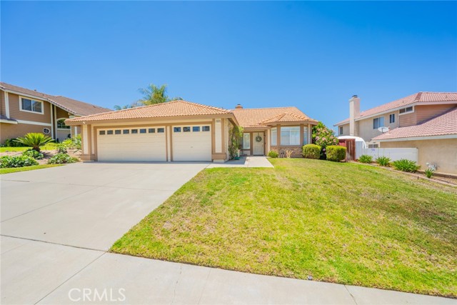 2692 Twinleaf Ln, Corona, CA 92881