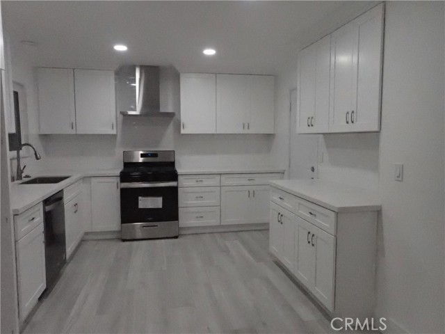 14601 COLONIAL DR, Westminster CA: https://media.crmls.org/medias/0aa3fe1a-cc1c-4038-9715-12479a5e243e.jpg