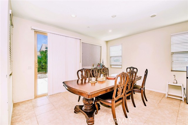 13288 Cactus Flower Street, Eastvale CA: https://media.crmls.org/medias/0aa509d3-6af2-47cb-9c53-da46f3a68d3c.jpg