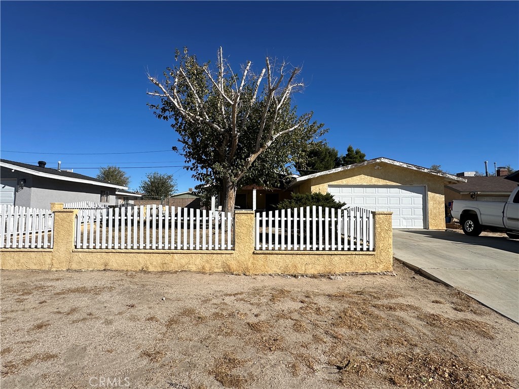 0Aa5Dc41 Ad21 48B3 B745 9F8Ba2Bfd1Ac 3316 Roxbury Street, Rosamond, Ca 93560 &Lt;Span Style='BackgroundColor:transparent;Padding:0Px;'&Gt; &Lt;Small&Gt; &Lt;I&Gt; &Lt;/I&Gt; &Lt;/Small&Gt;&Lt;/Span&Gt;