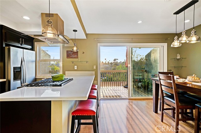 609 Meyer Lane, Redondo Beach, California 90278, 2 Bedrooms Bedrooms, ,1 BathroomBathrooms,Residential,Sold,Meyer,SB21203069