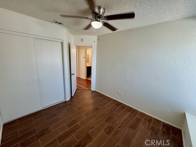 https://media.crmls.org/medias/0aa6acf9-3e93-4ade-ab26-47d48351369c.jpg?preset=X-Large