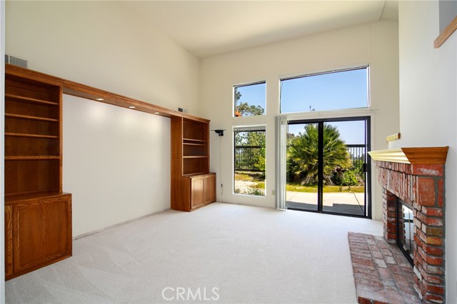 8022 Valley Flores Drive photo 8