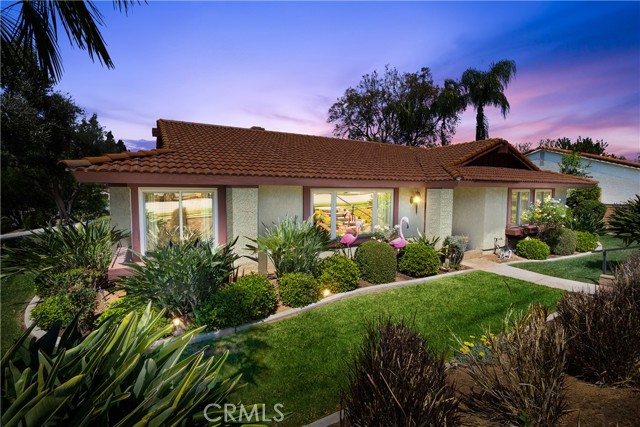 Detail Gallery Image 2 of 42 For 1330 Candela St, Redlands,  CA 92373 - 3 Beds | 2 Baths