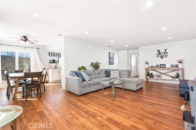 Detail Gallery Image 9 of 34 For 14802 Sunnydale, Lake Hughes,  CA 93532 - 3 Beds | 2 Baths