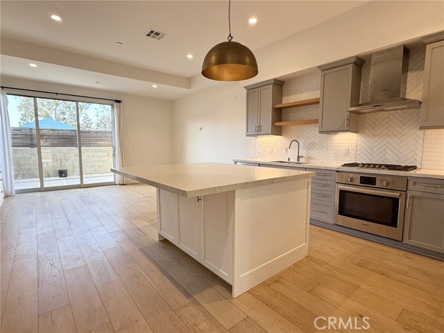 Front Image Thumbnail for CRSB26140652