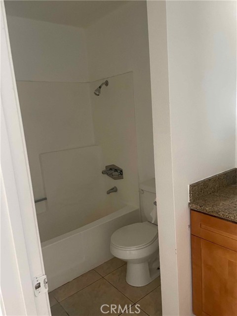 Detail Gallery Image 10 of 11 For 1315 Massachusetts #101,  Riverside,  CA 92507 - 1 Beds | 1 Baths