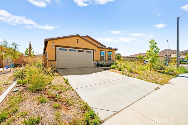 27108 Oncore Drive, Menifee CA: https://media.crmls.org/medias/0aa91781-2716-4aab-b0bc-b68c406633c5.jpg