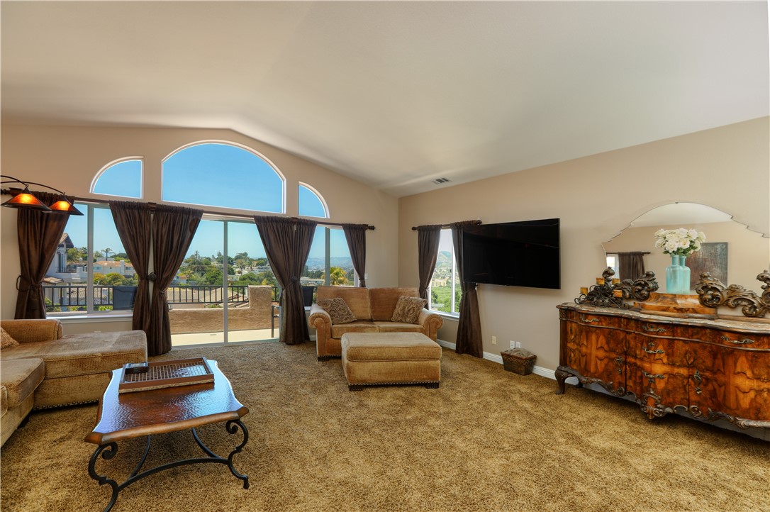 Detail Gallery Image 3 of 48 For 1568 Cabrillo Ct, Grover Beach,  CA 93433 - 3 Beds | 2/1 Baths