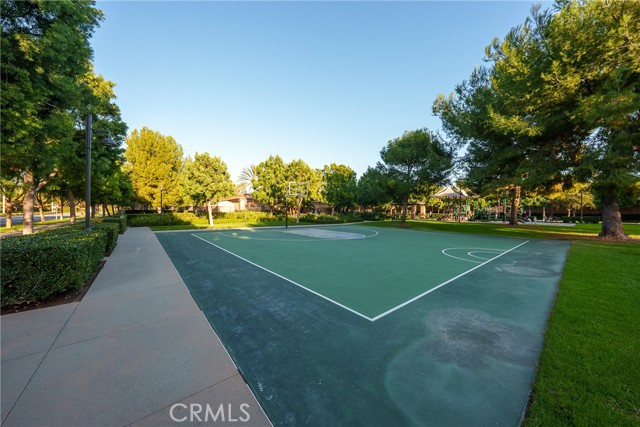 Detail Gallery Image 32 of 36 For 60 Sherwood, Irvine,  CA 92620 - 5 Beds | 6/1 Baths