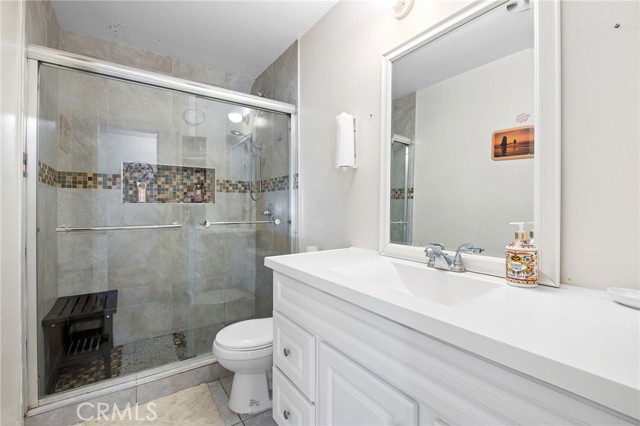 Detail Gallery Image 29 of 41 For 528 W 5th St, Azusa,  CA 91702 - 3 Beds | 1/1 Baths