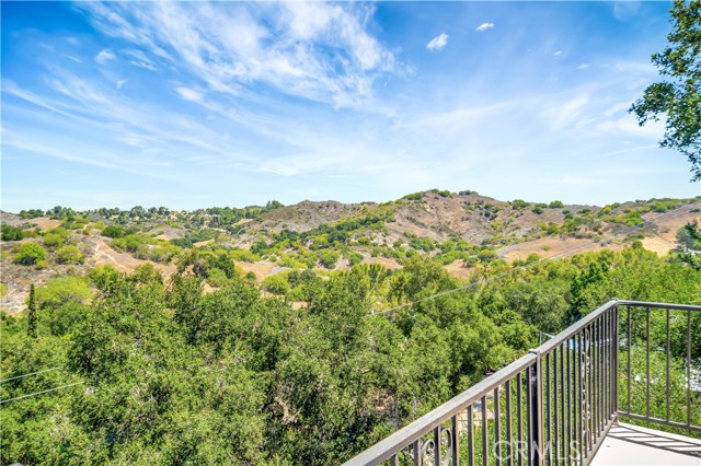 Detail Gallery Image 21 of 49 For 22011 Callado Way, Topanga,  CA 90290 - 2 Beds | 2 Baths