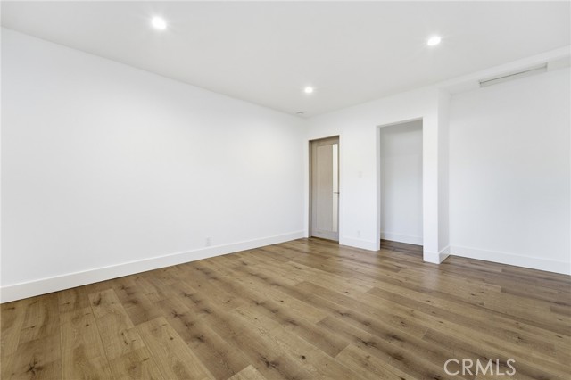 Detail Gallery Image 29 of 57 For 6015 Laurelgrove, North Hollywood,  CA 91606 - 5 Beds | 5 Baths